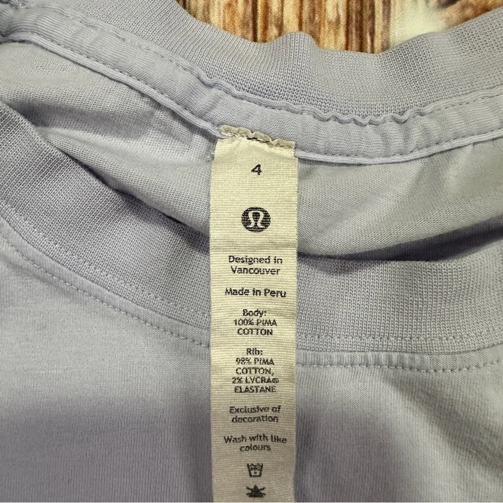Lululemon Athletica Basic Tee Women’s Size 4